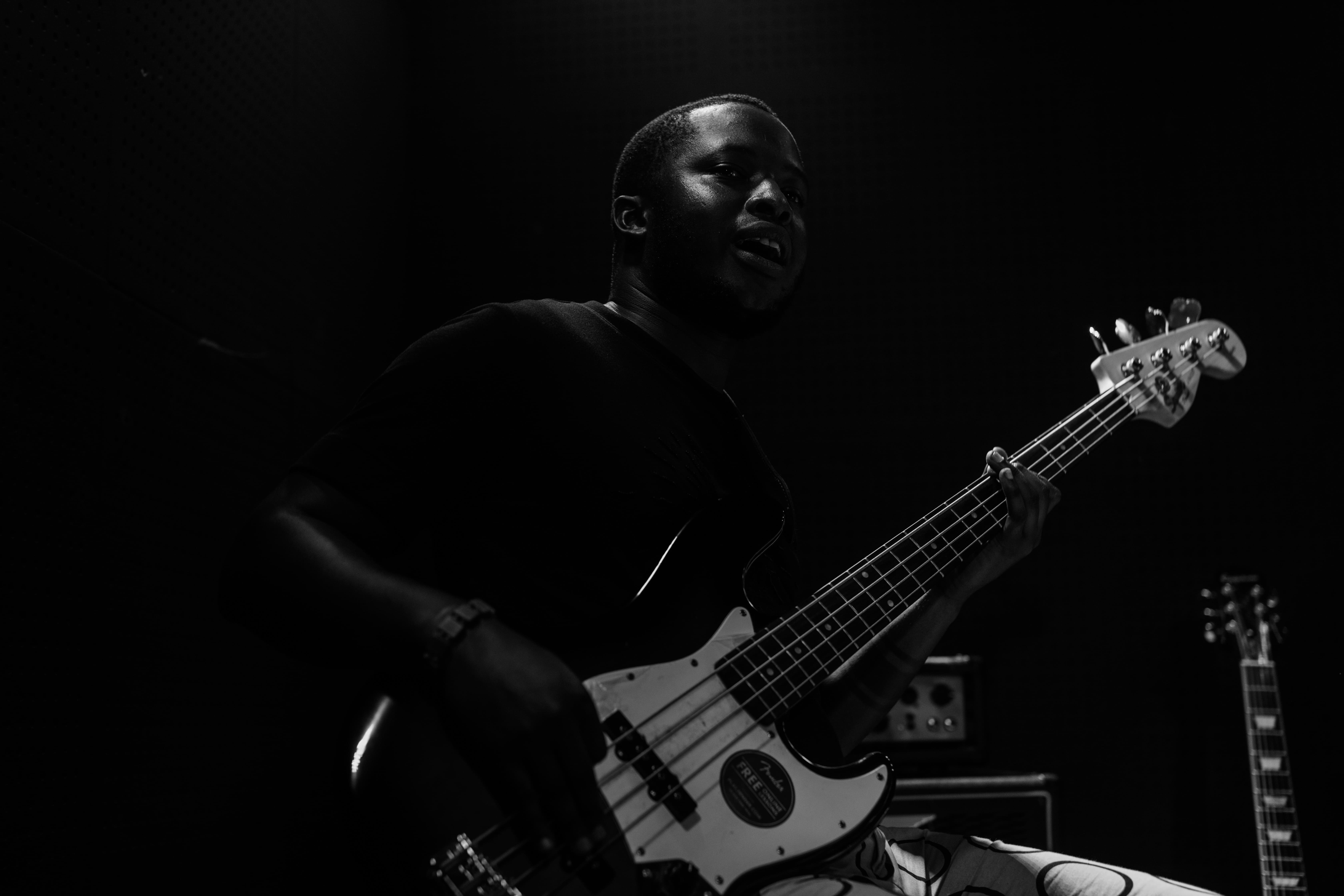 sir nolo playing smooth jazz